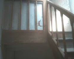 Décapage escalier et rambarde en bois